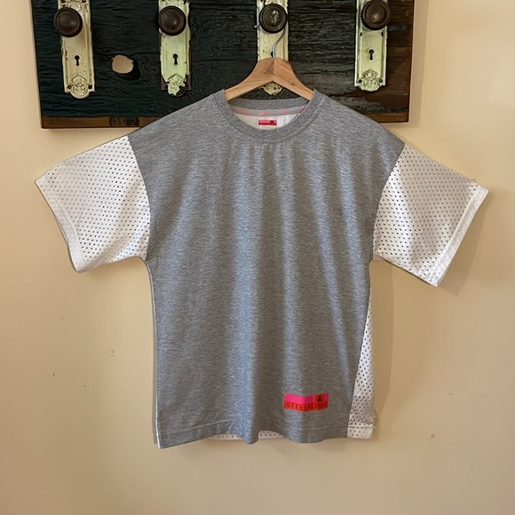 Adidas Stellasport Oversized Grey and White Mesh Back T-Shirt Size XS - Picture 3 of 16